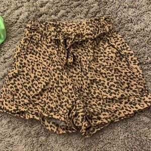 American eagle Cheetah shorts